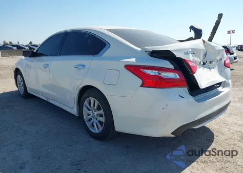 2017 Nissan Altima 2.5 S z USA, uszkodzony, nr VIN 1N4AL3AP1HN341906